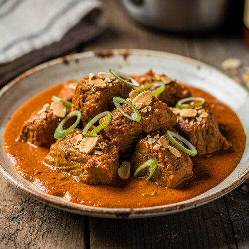 Lamscurry met tikka masala en kokoscrème