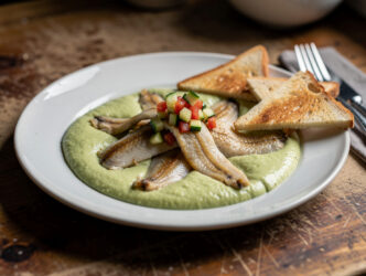 Paling met romige courgettecoulis