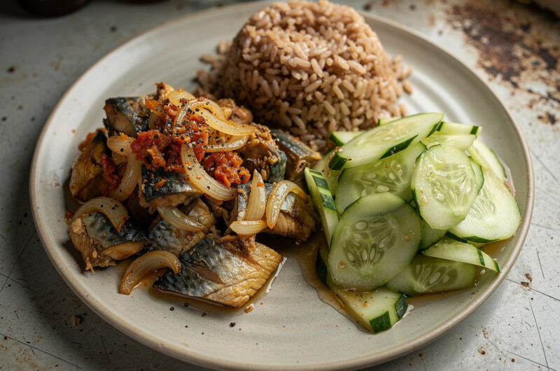 Pittige makreel met zoetzure komkommersalade